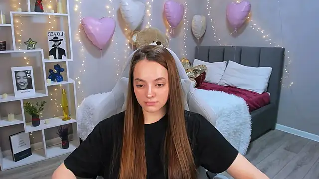 MelanieAlves online show from February 2026 01:24:01 PM