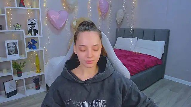 MelanieAlves online show from March 2026 12:52:02 PM