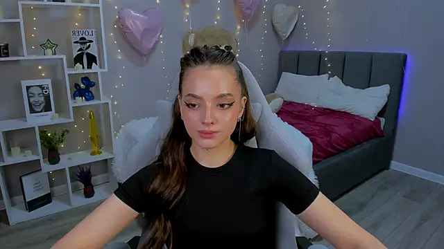 MelanieAlves online show from March 2026 06:01:01 PM