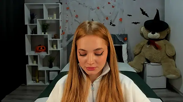 MelanieAlves online show from November 2025 06:44:01 PM