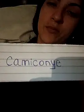 Camilitah online show from March 2026 01:33:01 PM