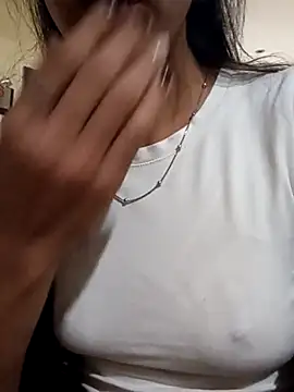 Camilitah online show from April 2026 06:56:01 PM