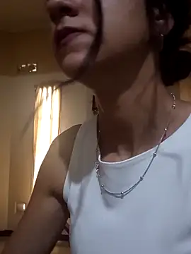 Camilitah online show from March 2026 12:53:02 PM