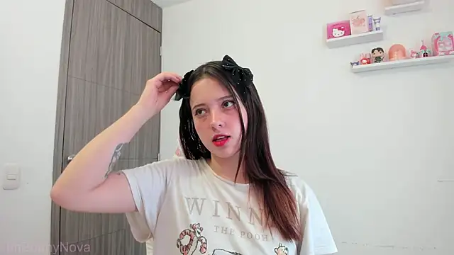 Snapshot of ImBunnyNova chatting on July 2026 01:51:01 PM ImBunnyNova online show from July 2026 01:51:01 PM