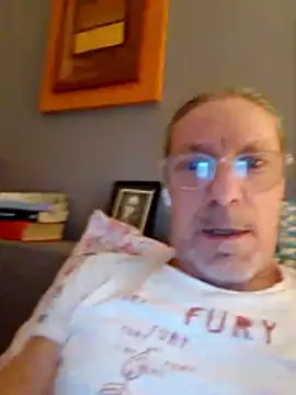 Deddyitalia3p online show from December 2025 10:10:01 PM