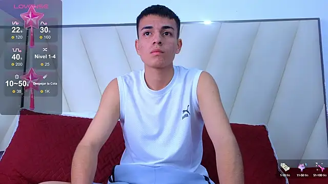 Hotboy21  online show from September 2025 03:33:02 AM