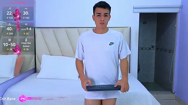 Hotboy21  online show from September 2025 03:35:01 AM