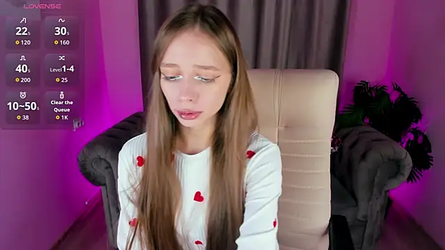 Snapshot of Amy_Waynee chatting on November 2025 06:00:02 PM Amy Waynee online show from November 2025 06:00:02 PM