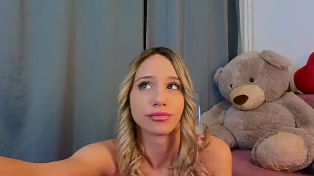 MellisaKim online show from July 2026 09:22:02 PM