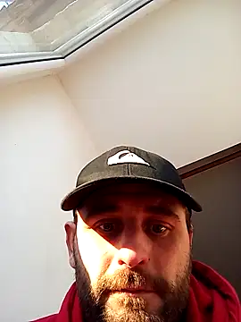 Dokonaly online show from November 2025 01:55:02 PM