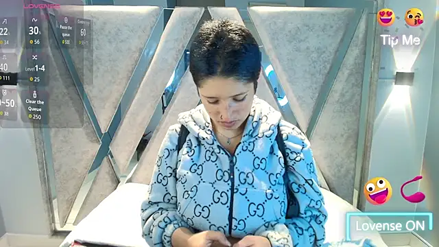 Elaine87  online show from November 2025 10:47:02 PM