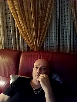 Alexis Bull online show from October 2025 11:05:02 PM