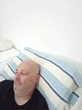 Alexis Bull online show from May 2026 02:15:01 PM