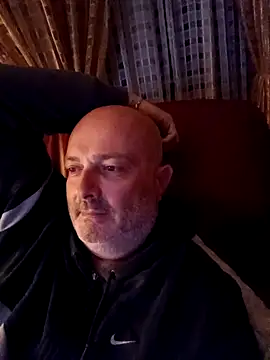 Alexis Bull online show from October 2025 10:23:01 PM