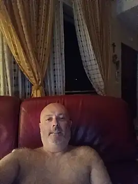 Alexis Bull online show from June 2026 11:00:01 PM