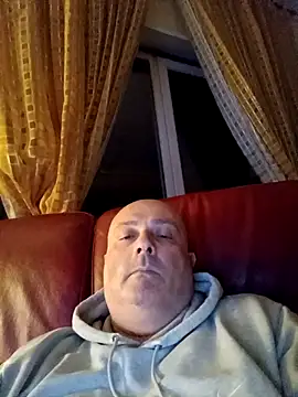 Alexis Bull online show from March 2026 12:24:02 AM