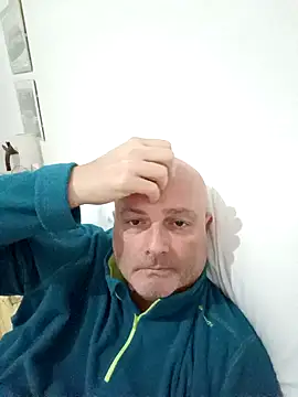 Alexis Bull online show from March 2026 11:10:01 AM