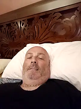 Alexis Bull online show from September 2025 06:34:01 PM