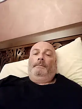 Alexis Bull online show from September 2025 08:08:01 AM