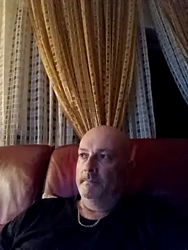 Alexis Bull online show from September 2025 11:22:02 PM