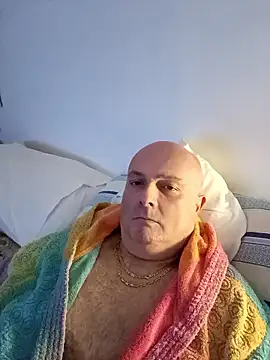 Alexis Bull online show from January 2026 12:28:01 AM