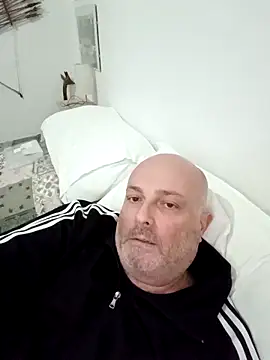 Alexis Bull online show from February 2026 05:42:01 PM