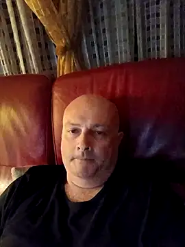 Alexis Bull online show from May 2026 11:08:01 PM