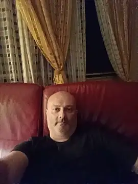 Alexis Bull online show from June 2026 10:40:02 PM