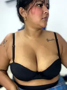 sashaoficial  online show from January 2026 11:00:01 PM