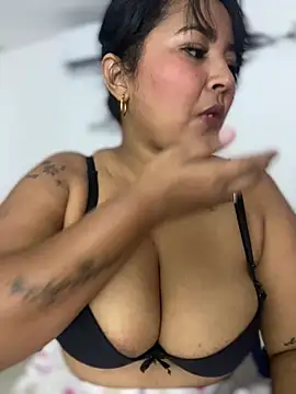 sashaoficial  online show from February 2026 10:42:02 PM