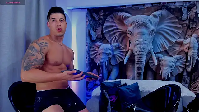 Snapshot of Lukas_Green chatting on September 2025 08:07:02 AM Lukas Green online show from September 2025 08:07:02 AM