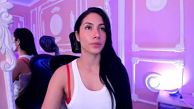 ArianaReynoldss online show from October 2025 07:33:02 PM