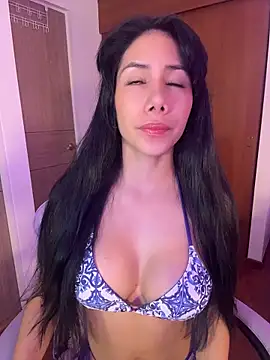 ArianaReynoldss online show from May 2026 10:10:02 AM