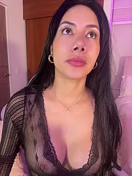 ArianaReynoldss online show from July 2026 10:04:02 AM