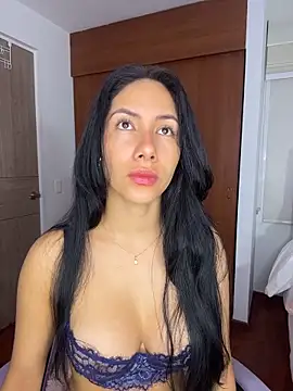 ArianaReynoldss online show from March 2026 10:17:01 AM