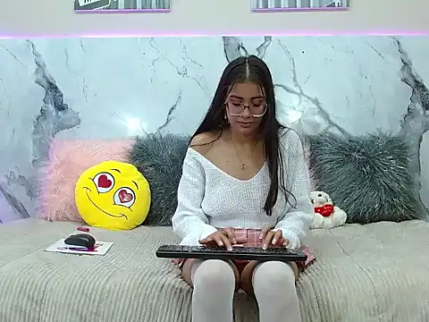 Snapshot of adajonnes chatting on January 2026 04:36:02 PM adajonnes online show from January 2026 04:36:02 PM