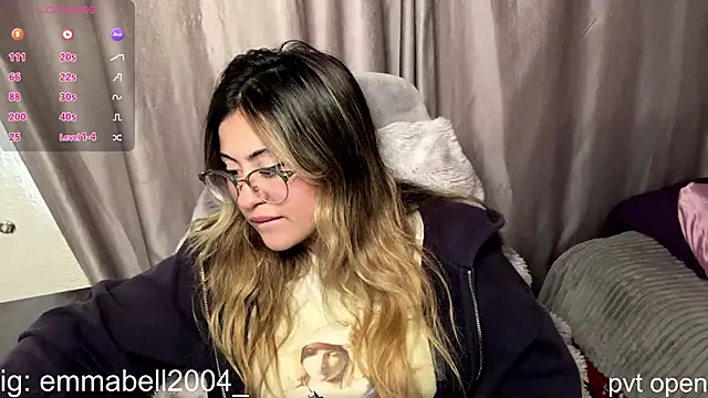 emma  bell  online show from December 2025 09:20:01 PM