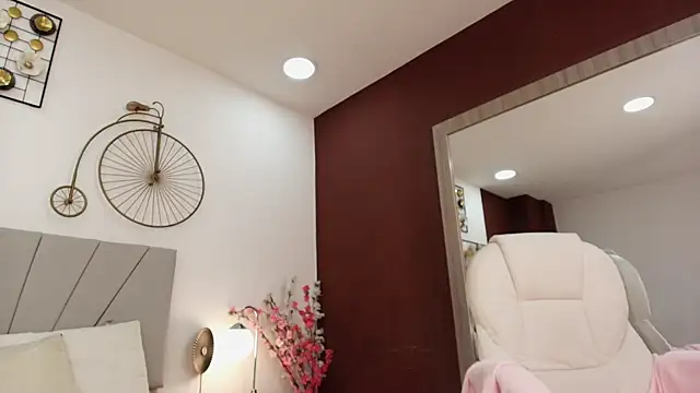 im eli1 online show from February 2026 07:36:01 PM