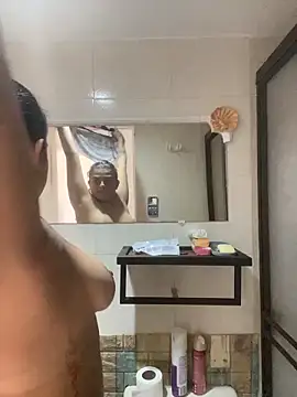 carlafox05 online show from April 2026 06:30:02 PM