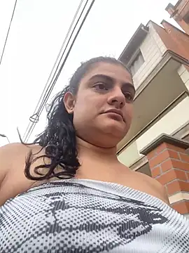 carlafox05 online show from April 2026 01:56:02 PM