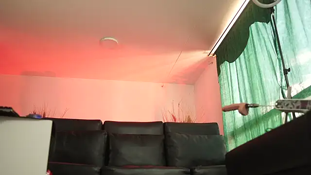 bonniie 98  online show from October 2025 07:16:02 PM