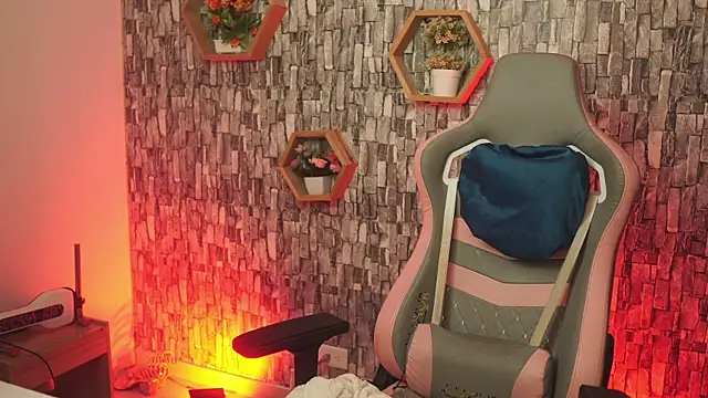 bonniie 98  online show from April 2026 04:08:02 AM