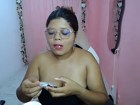 natalietits1 online show from October 2025 09:14:02 PM