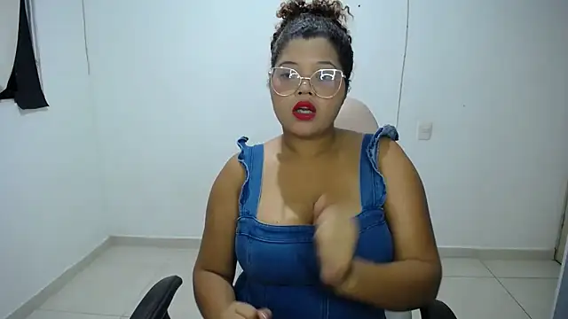 natalietits1 online show from February 2026 12:22:02 AM