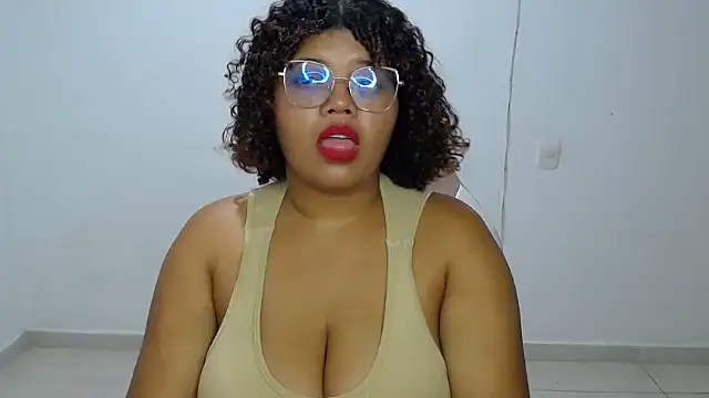 natalietits1 online show from December 2025 06:02:01 AM