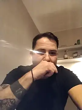 iunutmi online show from November 2025 06:23:02 PM