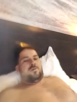 Snapshot of iunutmi chatting on October 2025 07:36:01 PM iunutmi online show from October 2025 07:36:01 PM