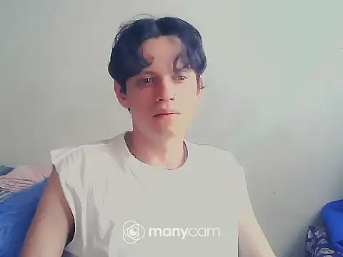 Snapshot of santihot089 chatting on September 2025 09:04:01 PM santihot089 online show from September 2025 09:04:01 PM