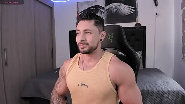 santi aesthetic online show from November 2025 05:06:01 PM