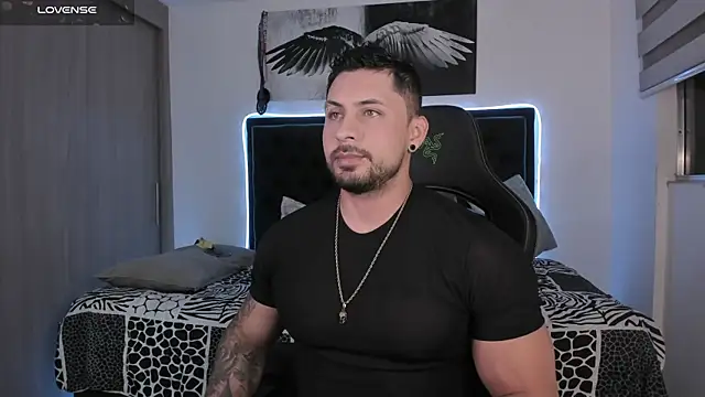 santi aesthetic online show from June 2026 02:05:02 AM